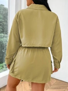 Flirla Áo khoác hai mảnh màu trơn cỡ lớn có khóa kéo phía trước, túi có nắp, viền dây rút và váy - Màu Khaki - Xem 2