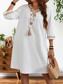 EMERY ROSE Vestido Recto Blanco Con Encaje Y Parches De Estilo Veraniego Para Mujeres De Talla Grande En Vacaciones