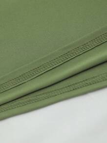 Flirla 女式大码休闲短袖夏季 T 恤，带字母图案 - 墨綠色 - 查看 4