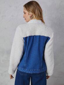 SHE(IN) BRASIL 拼接絨毛翻蓋細節牛仔夾克 - 深色水洗藍 - 查看 2