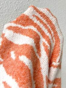 SHEIN LUNE Tiger Stripes Pattern Cropped Sweater