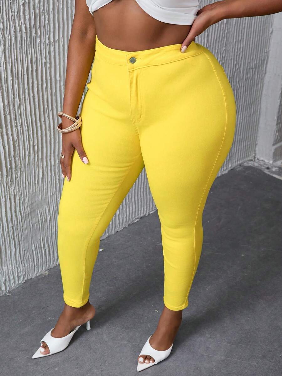 SHEIN Lady 大码纯色紧身牛仔裤