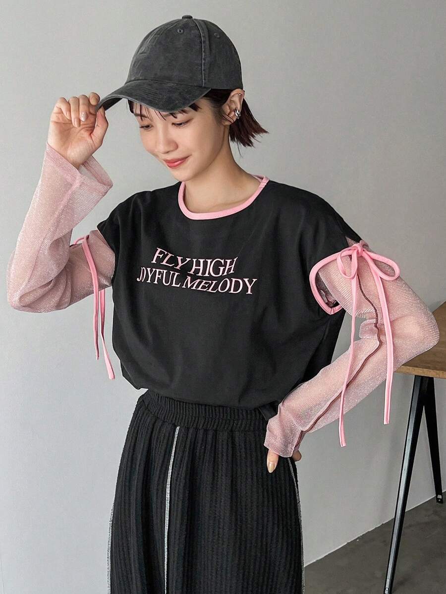 FRIFUL 女士夏季短袖休闲T恤，带字母印花和领带细节，FLY HIGH JOYFUL MELODY，女士短款上衣，图案T恤 - 黑色 - 查看 1