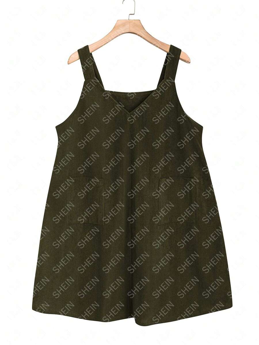 SHEIN LUNE 大尺碼純色v領無袖連衣裙 - 綠色 - 查看 1