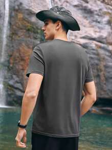 Manfinity Sport Corelite Men's Summer Casual Outdoor Round Neck Short Sleeve T-Shirt With Letter Print