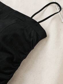 SHEIN Essnce Của phụ nữ Mùa xuân/Mùa hè Màu thuần Xếp li Đệm Áo ba lỗ Với Dây đeo vai có thể điều chỉnh - màu đen - Xem 9