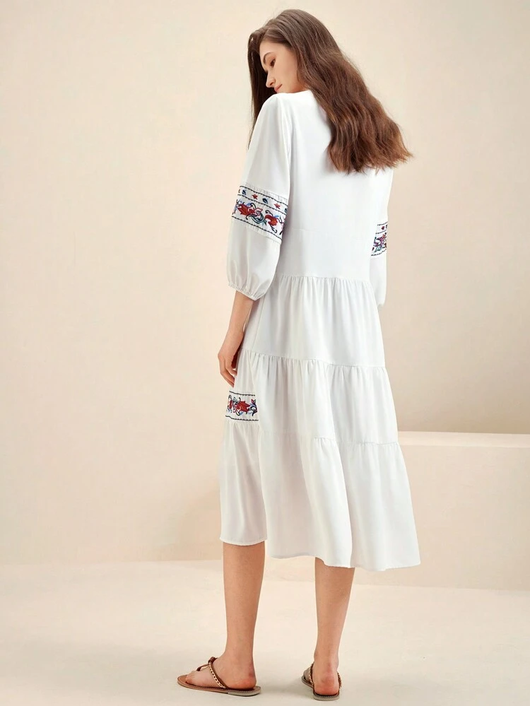 Spring Summer Floral Embroidery V-Neck Lantern Sleeve Casual Dress