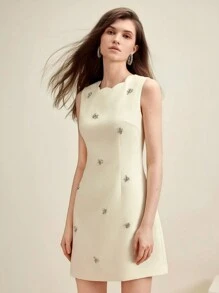 Anewsta Casual Jewel Neckline Seashell Edge Bodycon Dress Adorned With Rhinestone - Yellow - View 6