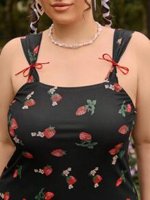 Dreamara 大尺碼透視網紗草莓印花肩帶a字裙,紅色缎带裝飾 - 彩色 - 查看 4