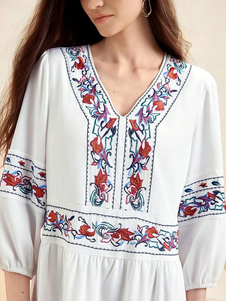 Spring Summer Floral Embroidery V-Neck Lantern Sleeve Casual Dress