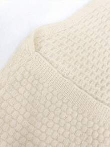 Sweetra Của phụ nữ Kết cấu Chất vải Halter Neck Knit ngọn - Màu be - Xem 5