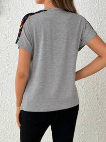 SHEIN T-shirt Casual A Manica Corta Con Batwing A Stampa Cuore Con Scollo Tondo Per Maternità, Adatto All'estate