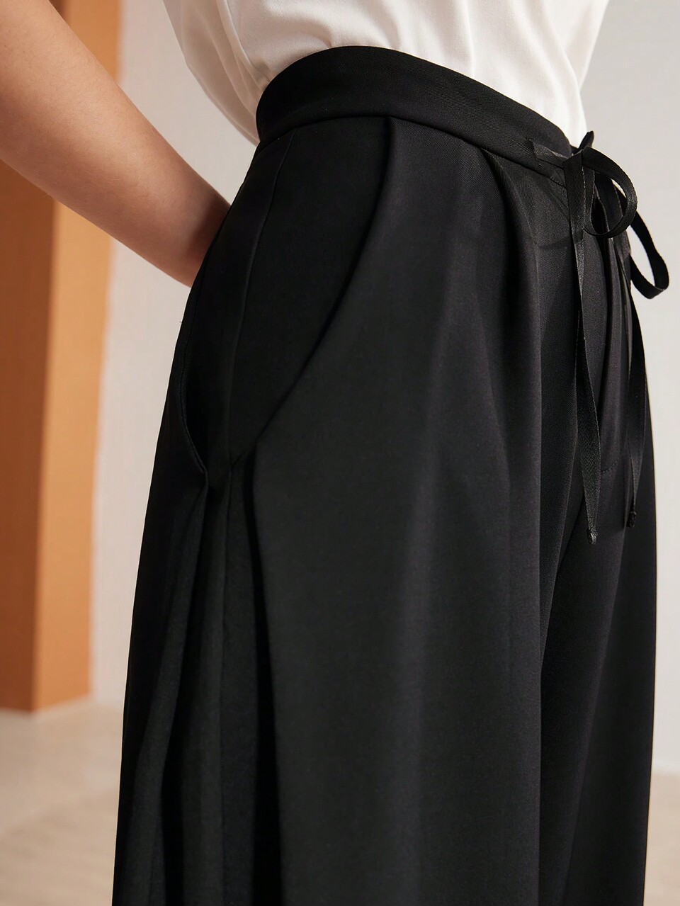 DRAWSTRING WAIST WIDE LEG PANTS WITH SLANTED POCKETS