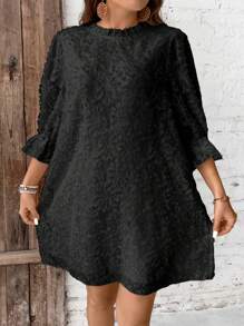 SHEIN Unity 春夏季大碼純色中空荷葉袖連衣裙