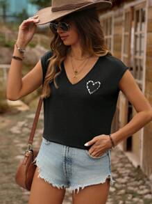 SHEIN LUNE Heart Pattern Printed V-Neck Batwing Sleeve T-Shirt - Black - View 2