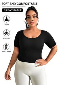 Easithlete Plus Size Solid Color Round Neck Short Sleeve Slim Fit Sports T-Shirt