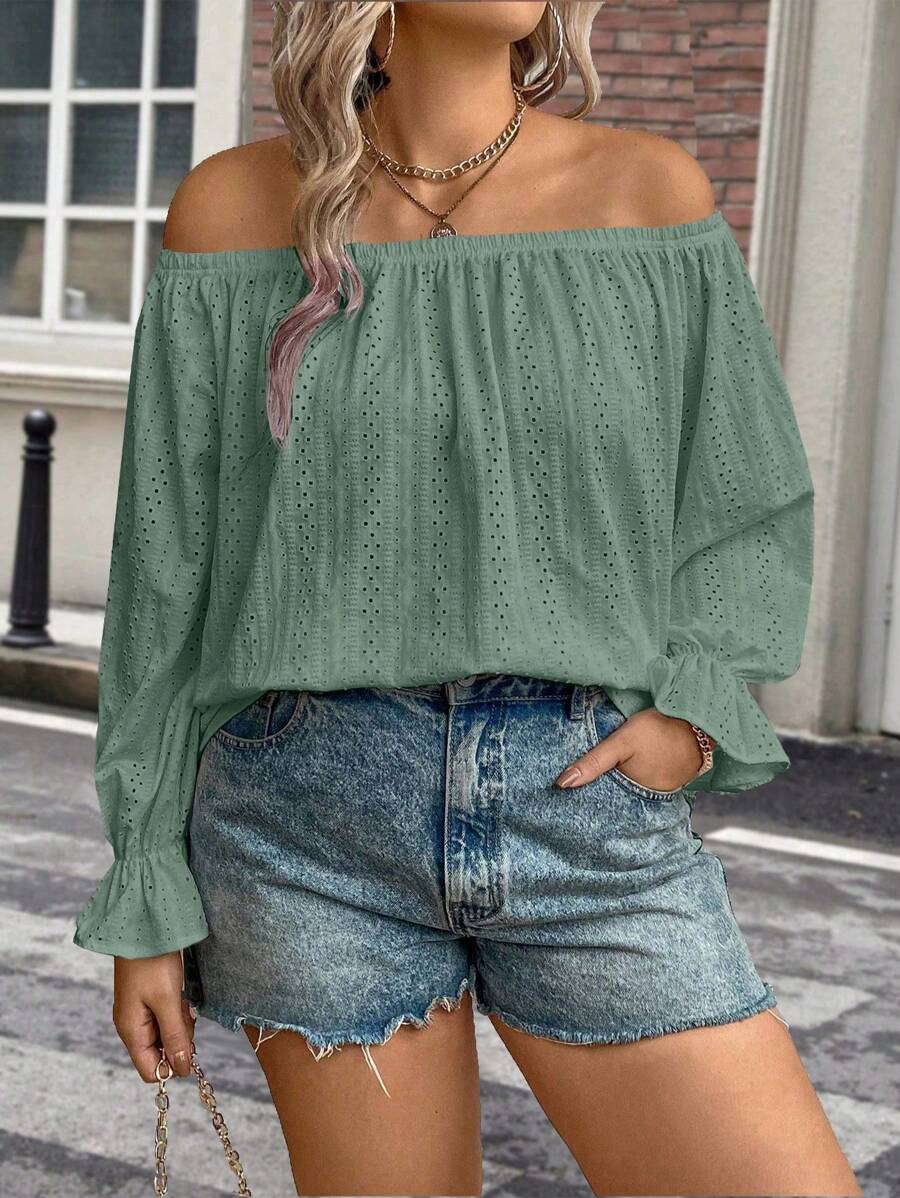 SHEIN Clasi Plus Size Kỳ nghỉ Màu trơn Áo thun thêu lệch vai - màu xanh lá - Xem 1