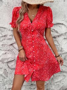 Breezaya 女性度假風格全印花短泡泡袖連衣裙,配有鈕扣裝飾