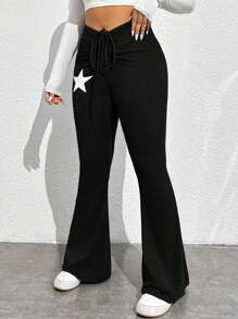 CovetEZ 大码星形印花褶皱喇叭裤，适合休闲穿着 - 黑色 - 查看 2