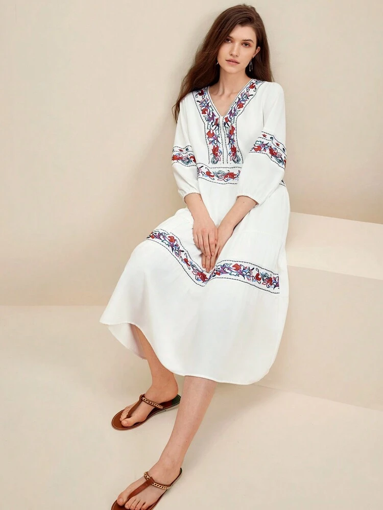 Spring Summer Floral Embroidery V-Neck Lantern Sleeve Casual Dress
