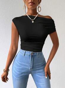 Chiquease Body Uni Avec Encolure Asymétrique Plissée Et Ajustement Slim