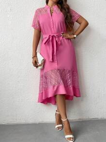 SHEIN Clasi Dress Ukuran Plus Berikat Tombol Kontras Lace Blok Warna Plain Anggun - Berwarna merah muda - View 1