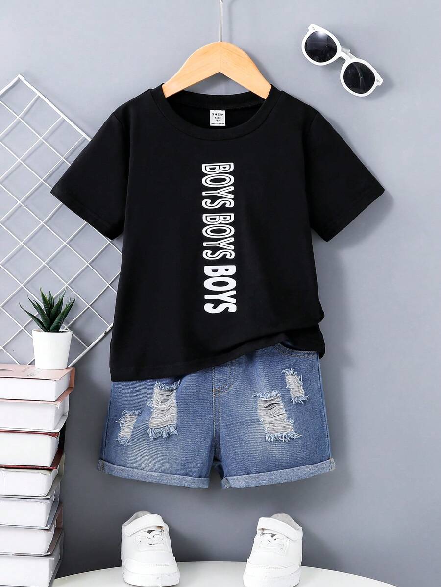 SHEIN 年輕男孩時尚字母印花牛仔短褲套裝 - 黑色 - 查看 1