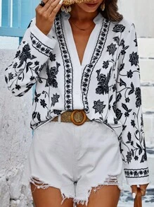 SHEIN LUNE Women's Random Printed Notched V-Neck Vacation Spring/Summer Long Sleeve Shirt