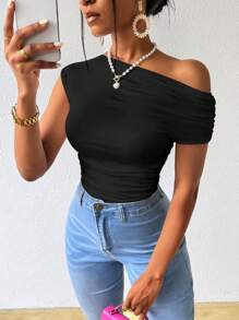 Chiquease Body Uni Avec Encolure Asymétrique Plissée Et Ajustement Slim