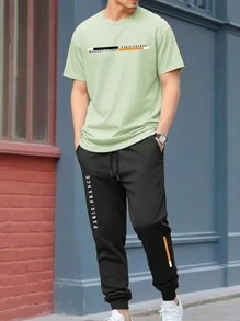 متعدد الألوان