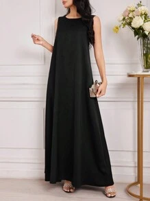 Al Najma Arabisches Damenkleid Mit Einfarbigen Flare Saum