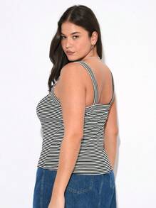 SHEIN BASICS 大尺碼2入組夏季休閒修身無袖針織條紋背心 - 黑與白 - 查看 6