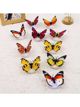 1 Stück/5 Stücke/10 Stücke bunt leuchtend Schmetterling Nachtlicht, Zufällige Farbe, Geeignet für Zimmer & Zuhause Dekoration DIY