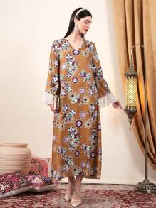 Modelyn All Over Print V-Neck Arabian Dress - Black - View 7