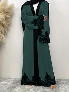 Women's Arabic Traditional Long Dress With Waistband Decoration And Lace Trim On Cuffs