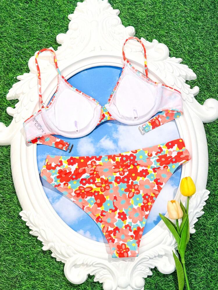 Ladies' Floral Print Bandeau Bikini Set With Underwire, Beach Vacation Bikini Set, Non-Shirred, Random Print Summer Beach