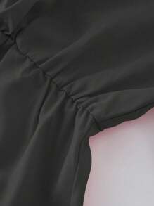 SHEIN Clasi 大尺寸純色束帶連身裙 - 黑色 - 查看 5