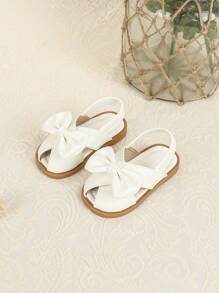 Anti-Slip And Water-Resistant Newborn Baby's Breathable Sandals With Soft Sole, Cute Flower Design For Summer - White - View 2