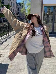 女士灰色和粉色格子休闲宽松衬衫、长袖领衬衫、长袖上衣