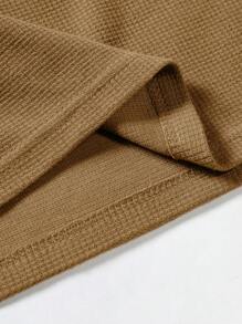 Manfinity Homme Men's Textured Fabric V-Neck T-Shirt For Summer Casual Wear - Coffee Brown - View 5