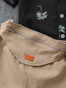 SHEIN 2 Stück Kleinkind Jungen Kokosbaum & Giraffen Muster Hemd mit Kragen und kurzem Arm sowie einfarbige lässige Shorts Set, mit Süß geformten Reißverschluss Gürteltasche für das Tragen bei täglichen Outdoor-Aktivitäten, geeignet für Schule, Urlaub, Frühling, Sommercamp, Sommer