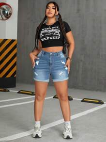 SHEIN EZwear Plus Size Women's Ripped Frayed Hem Denim Shorts - Light Wash - View 4