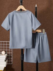 SHEIN Tween Boys Short Raglan Sleeve T-Shirt And Shorts Set For Spring/Summerholiday,Summer,Travel,Getaway, School, Campus, College