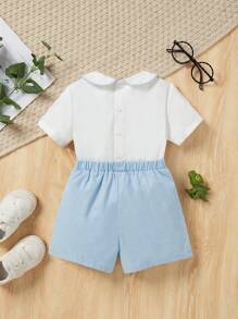 SHEIN Ensemble de chemise à manches courtes style gentleman et short à taille élastique pour bébé garçon, avec col claudine. Motif de dessin animé adorable. - Bleu azur - Voir 2
