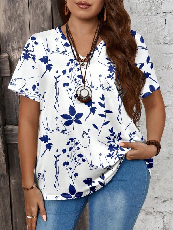SHEIN VCAY Summer Casual Plus Size Women's V-Neck Slim Fit T-Shirt With Blue Cutout Flower Pattern