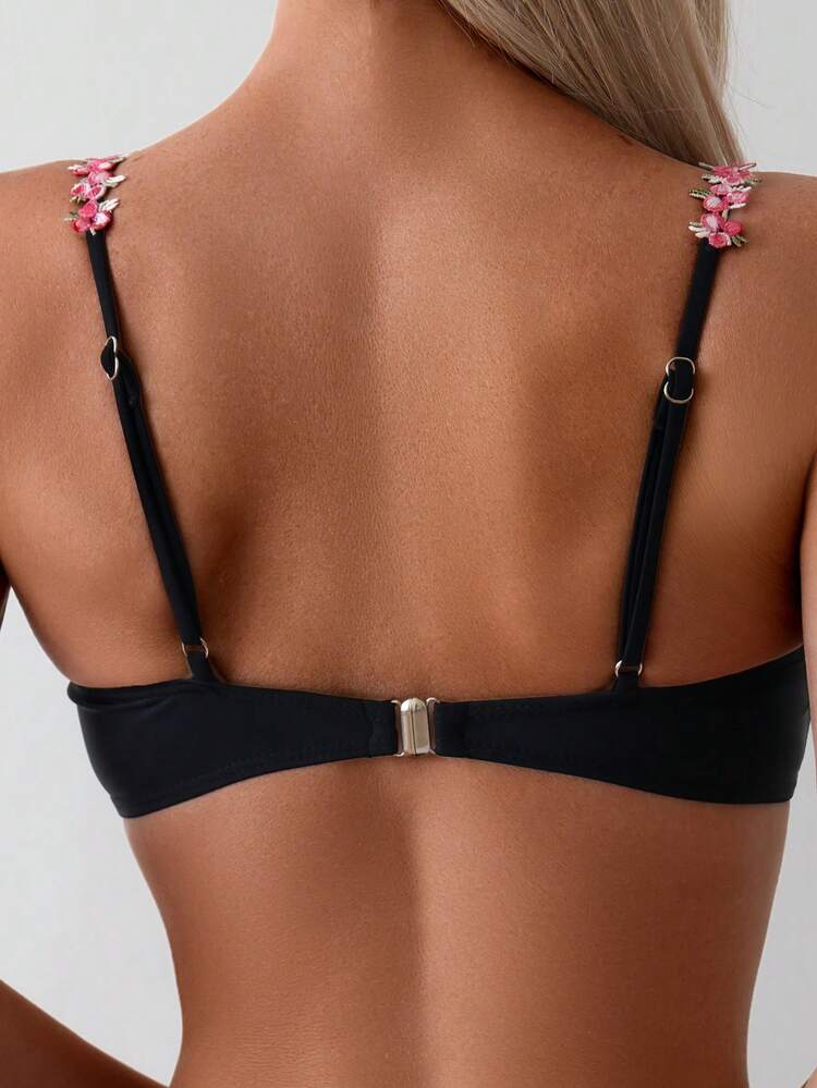 Women's Solid Color Flower Decoration Bikini Set Summer Beach