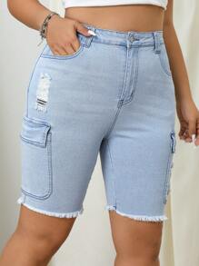 SHEIN ICON Kích thước lớn Đau khổ Frayed Hem Gầy Quần short Denim Với Flap túi - Rửa nhẹ - Xem 6