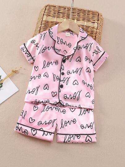 Conjunto Casual De 2 Peças Para Casa Com Camiseta Rosa De Manga Curta Impressa Com A Frase 'love' E Shorts Para Bebê Menina