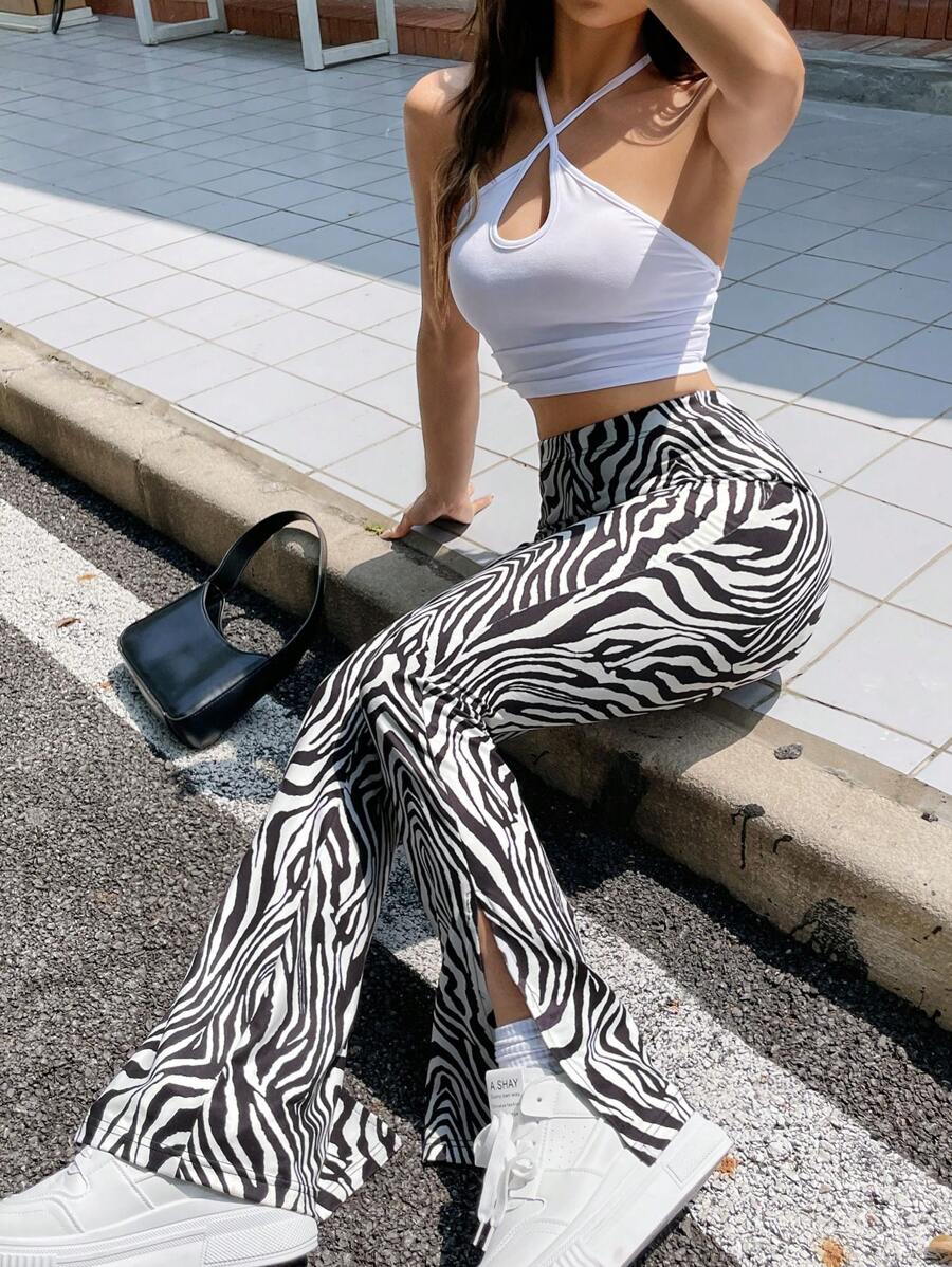 SHEIN EZwear Pantalones Ajustados De Punto De Patrón De Cebra Con Piernas Acampanadas Para Mujer - Negro - Ver 1