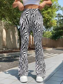 SHEIN EZwear Pantalones Ajustados De Punto De Patrón De Cebra Con Piernas Acampanadas Para Mujer - Negro - Ver 3